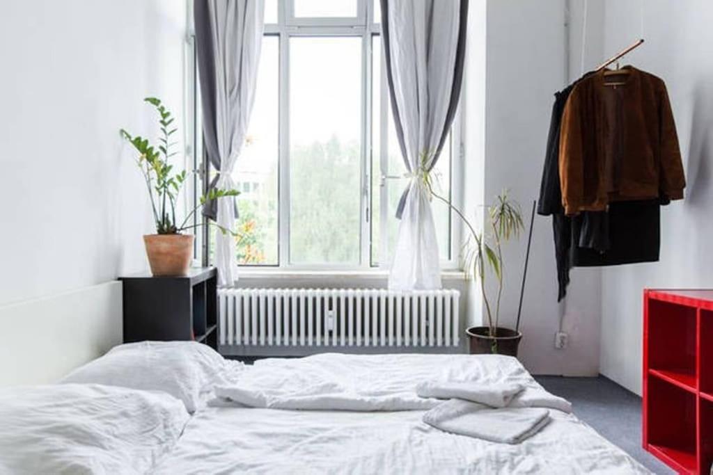 200Qm Loft For Friends And Family - On The Spree! Apartamento Berlim Exterior foto