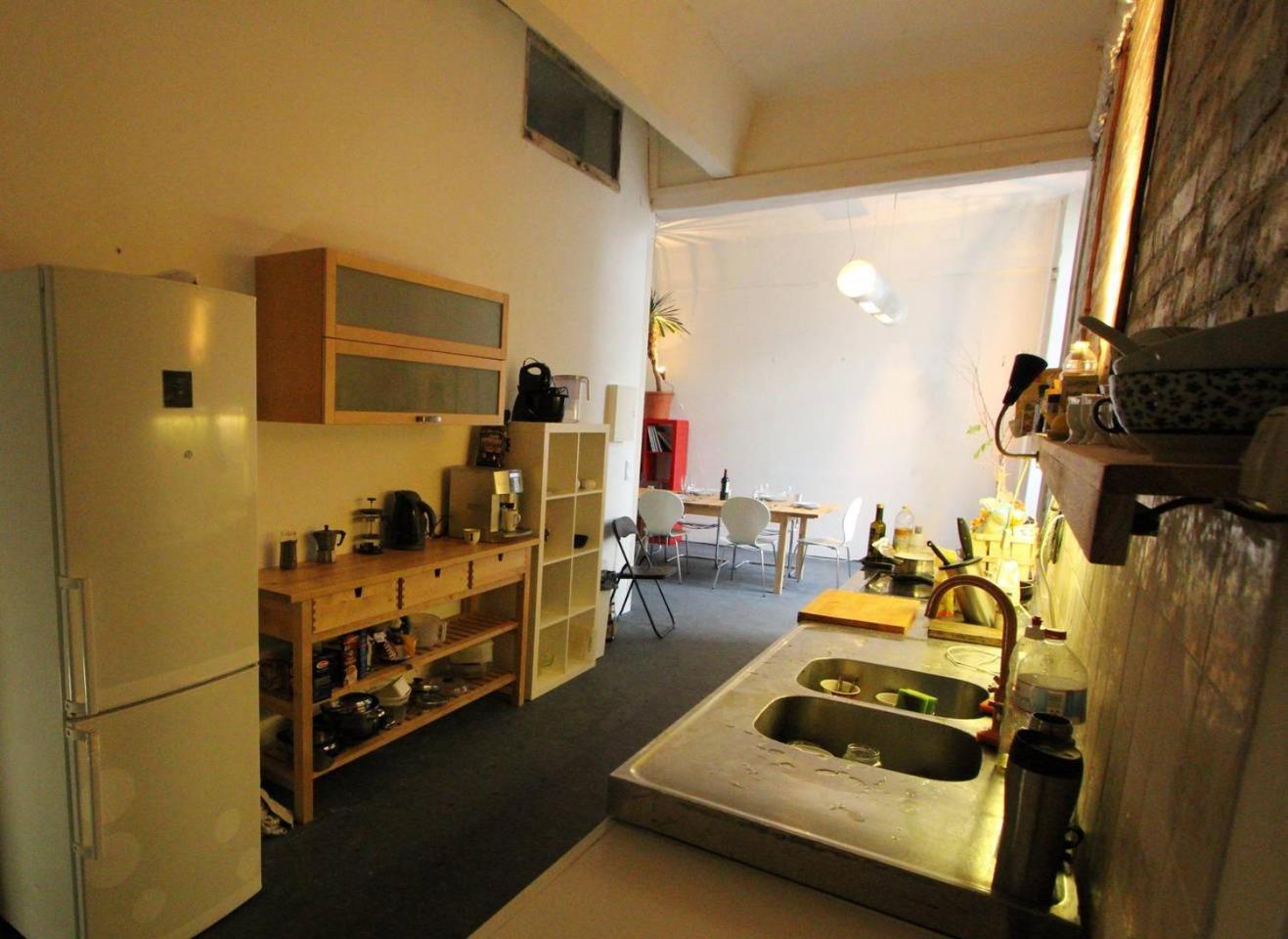 200Qm Loft For Friends And Family - On The Spree! Apartamento Berlim Exterior foto